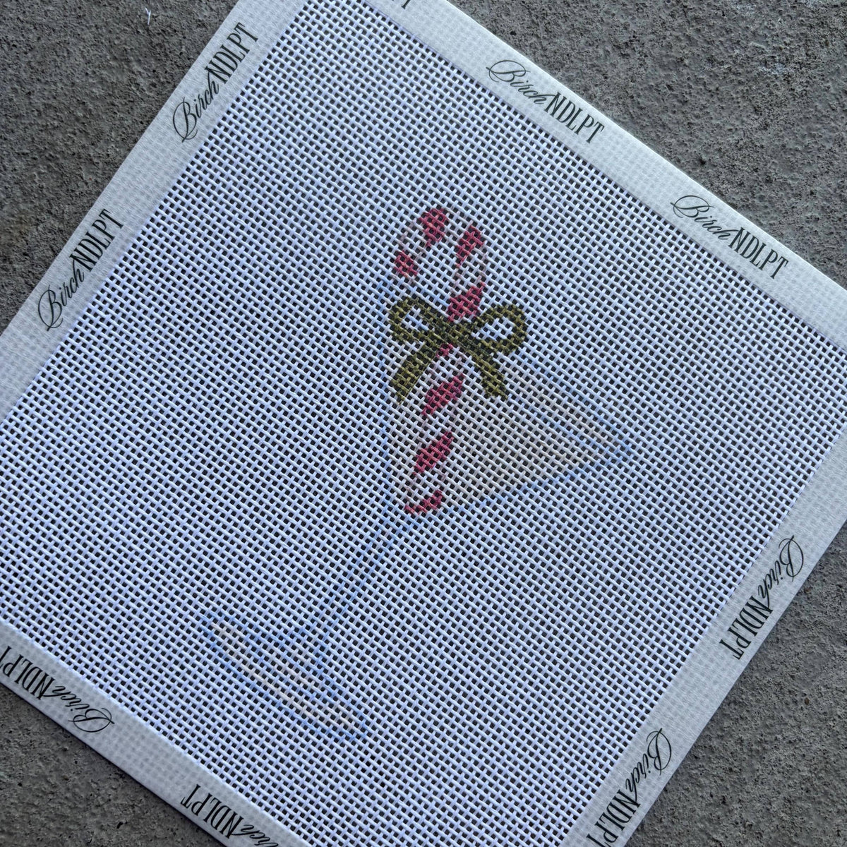 Christmas Martini 13 Mesh Needlepoint Canvas